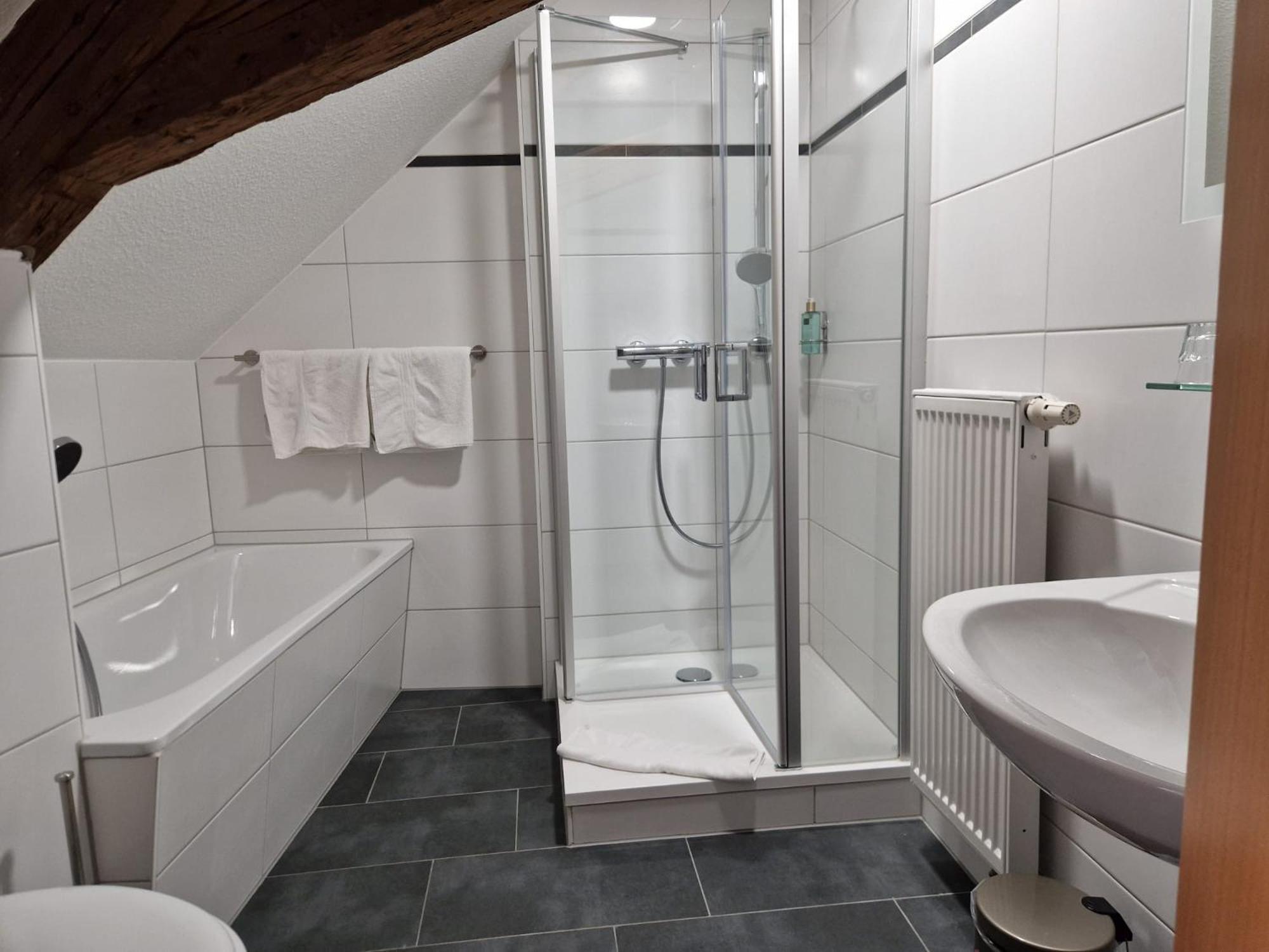 Hotel Zum Klosterfischer Blankenburg  Exteriör bild